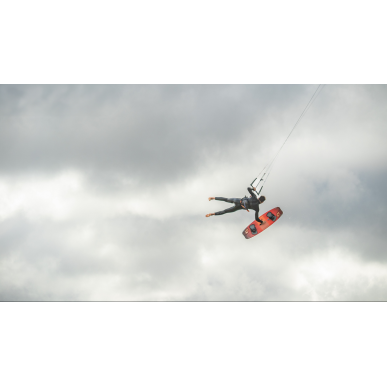 Planche de kitesurf OZONE CODE V4 rouge 2025